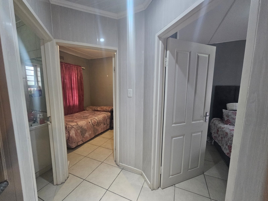 2 Bedroom Property for Sale in Stellendale Western Cape